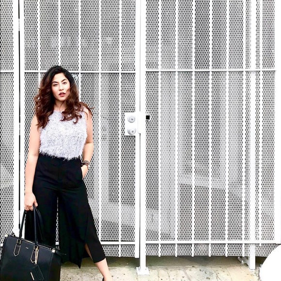 Grey top - Picture 3 of 3